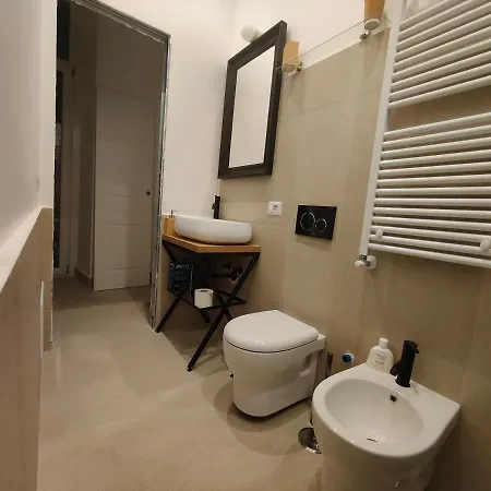 홈스테이 Infrascata Homes - Napoli *